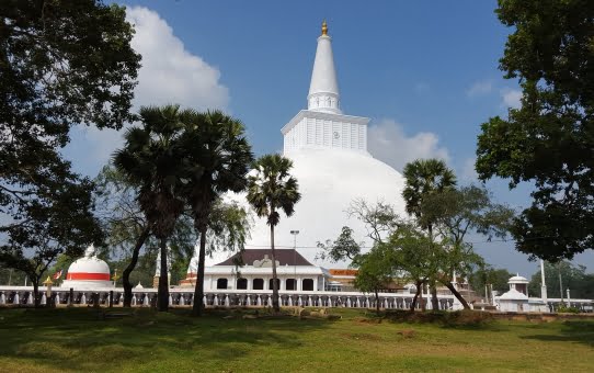 Anuradhapura - Sri Lanka's city of faith